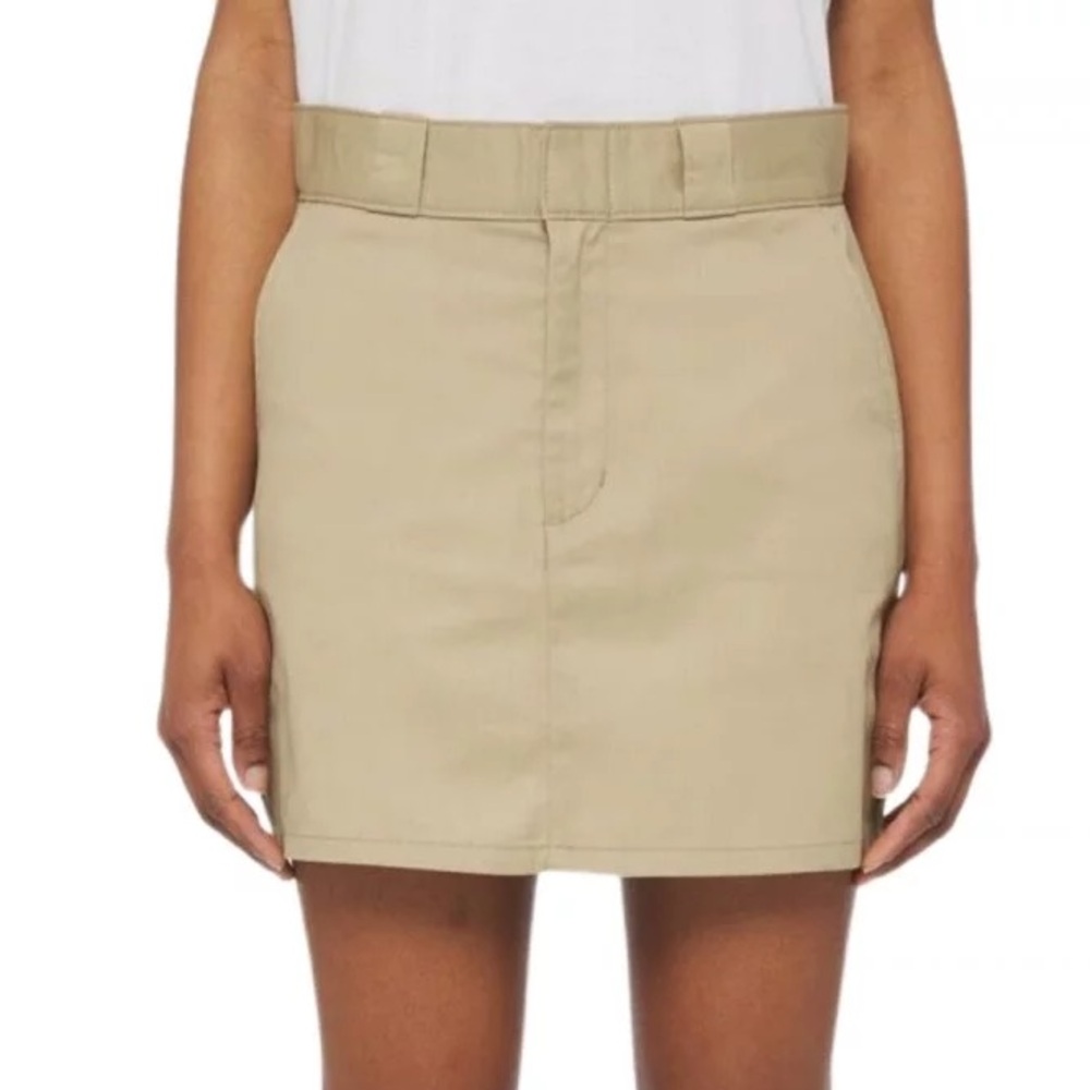 Dickies Women's Mini Skirt in Light Tan